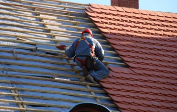 roof tiles Stoke Goldington, Buckinghamshire